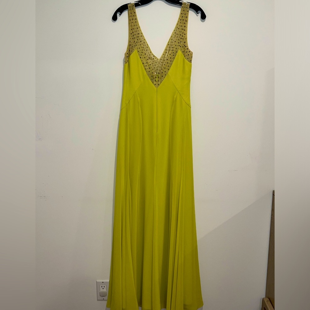 BCBGMAXAZRIA Yellow V-Neck Gown Size 4